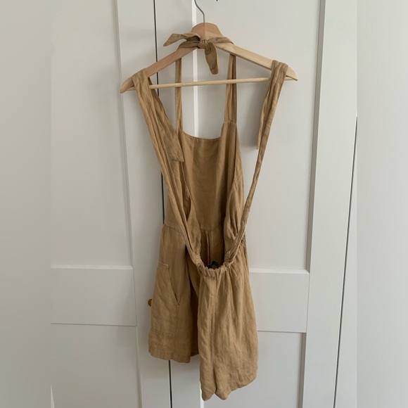 100% linen open back short romper - Picture 2 of 3